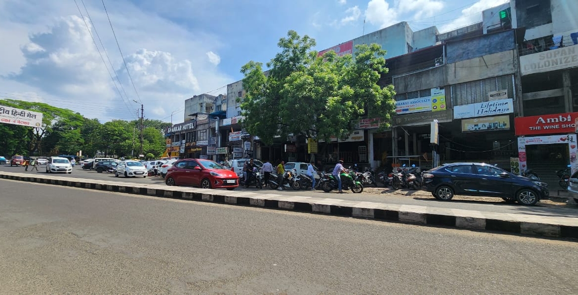 Commercial shop in prime location at Arera colony, Bhopal at very reasonable price.