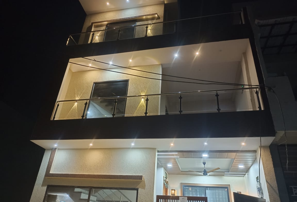 Fully Furnished 6BHK Triplex for Sale in Ayodhya Bypass Bhopal
